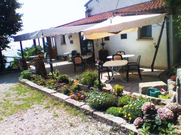 Agriturismo La Roccia Villa Vo Екстериор снимка
